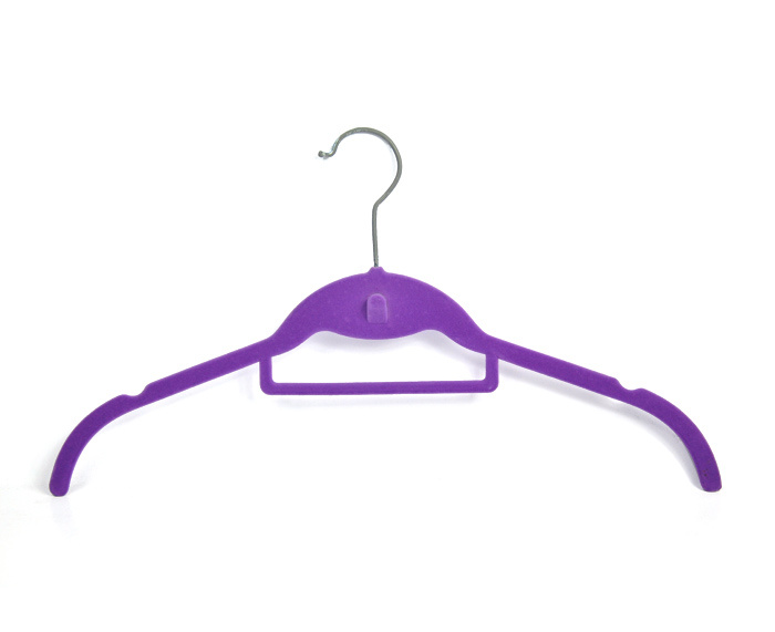 Clothes hanging rack